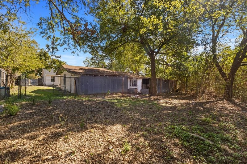 2523 N Prairie Creek Road, Dallas TX 75227 - Photo 28