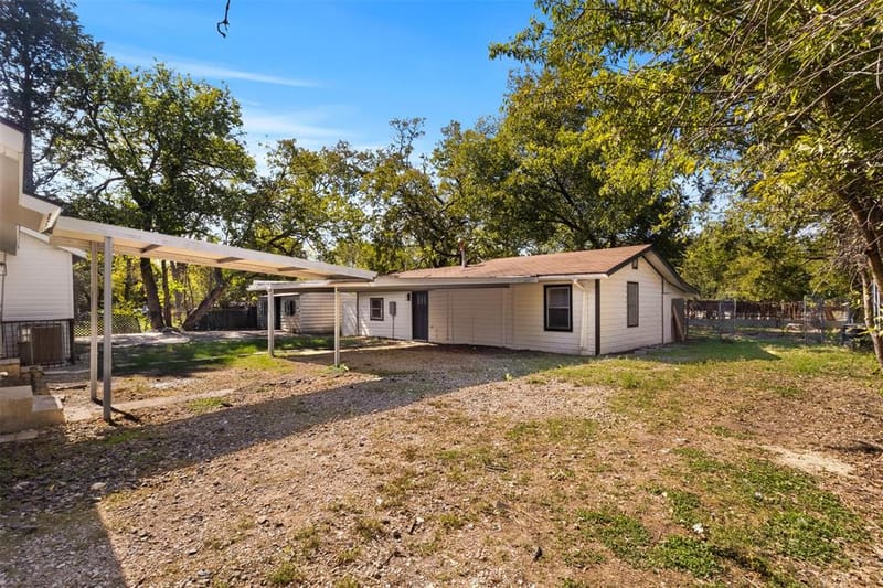 2523 N Prairie Creek Road, Dallas TX 75227 - Photo 19