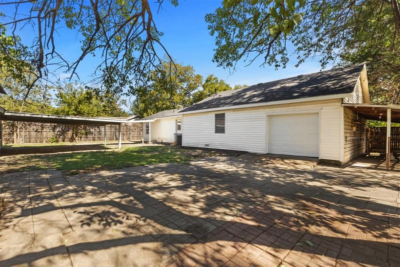 2523 N Prairie Creek Road, Dallas TX 75227 - Photo 21