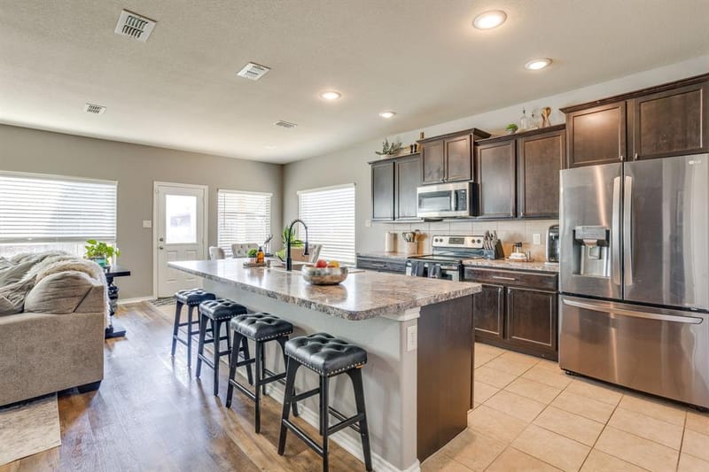 5124 Meadow Lane, Krum TX 76249 - Photo 6