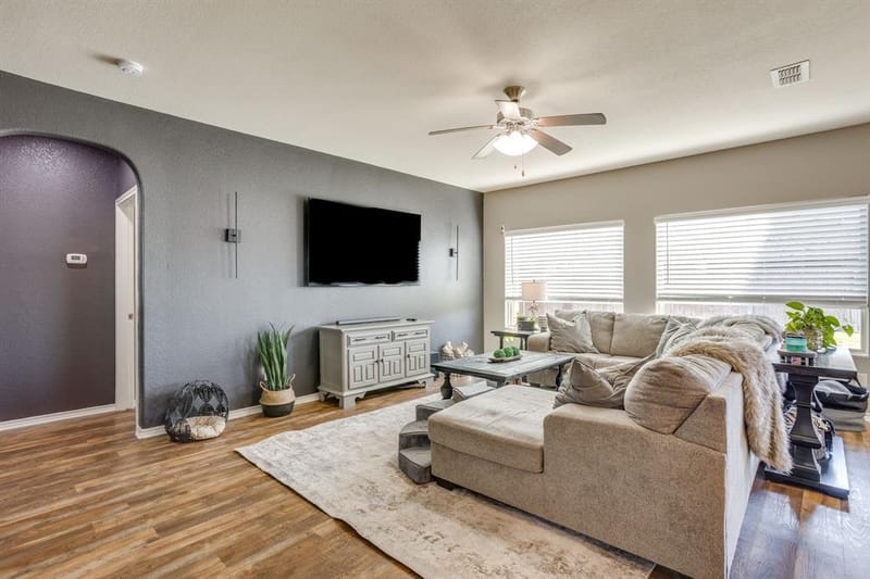 5124 Meadow Lane, Krum TX 76249 - Photo 13