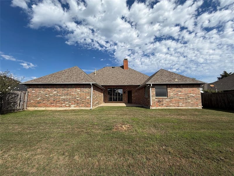 603 Ash Street, Pilot Point TX 76258 - Photo 5