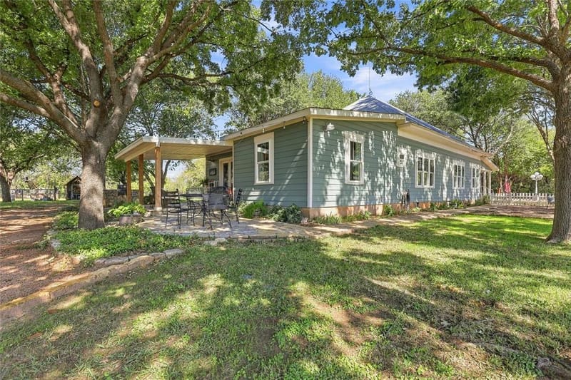 2812 Overton Court, Granbury TX 76048 - Photo 31