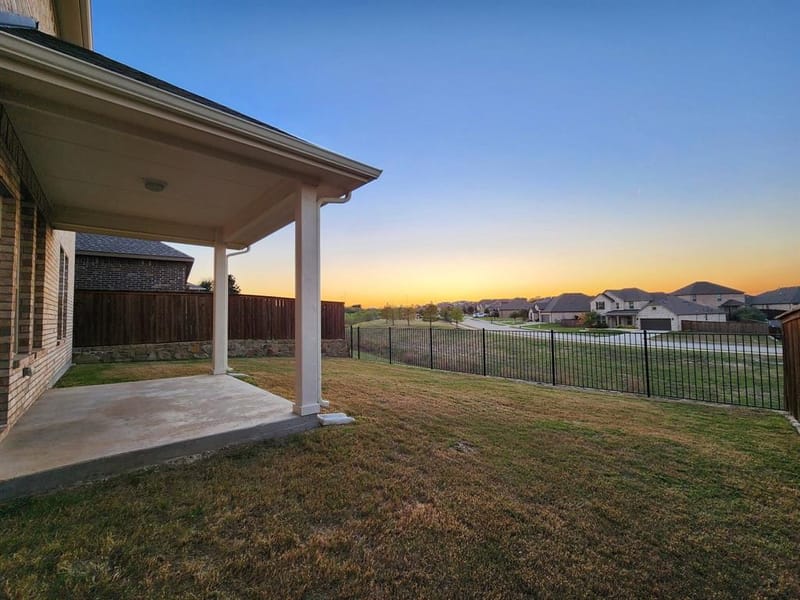 5317 Waterview Court, Haltom City TX 76137 - Photo 25