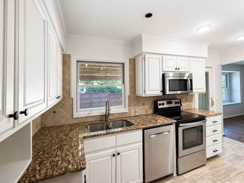 3210 Cortez Court W, Irving TX 75062 - Photo 20