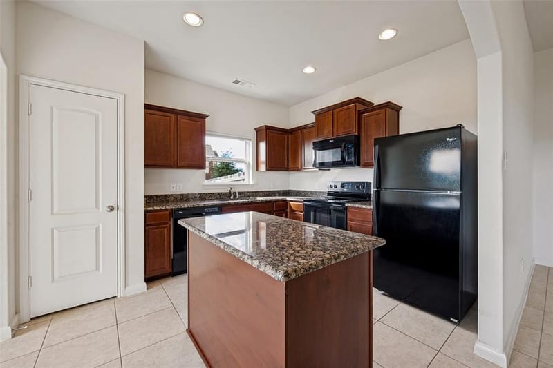 13121 Tower Lane, Crowley TX 76036 - Photo 12