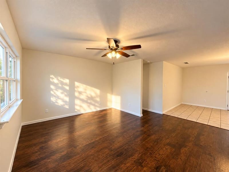 1700 England Road, Arlington TX 76013 - Photo 3
