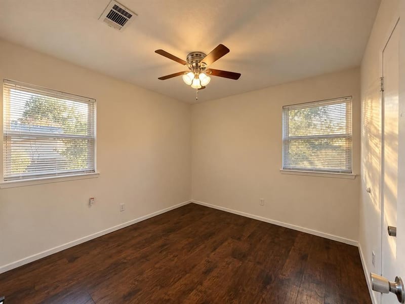 1700 England Road, Arlington TX 76013 - Photo 14
