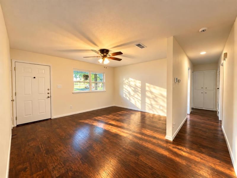 1700 England Road, Arlington TX 76013 - Photo 4