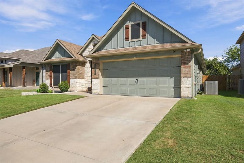10417 Arabella Lane, Waco TX 76708 - Photo 2