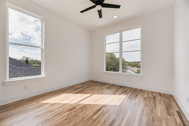 2002 Alaska Avenue, Dallas TX 75216 - Photo 11