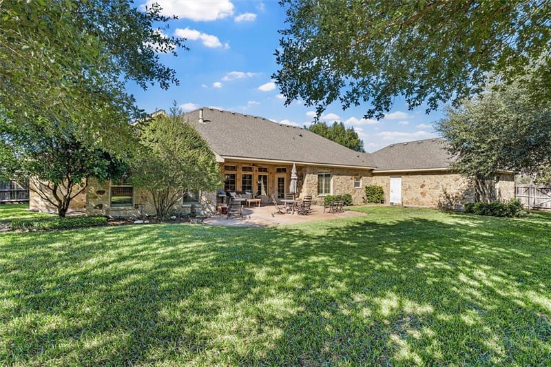 7020 Flagstone Circle, McGregor TX 76657 - Photo 29