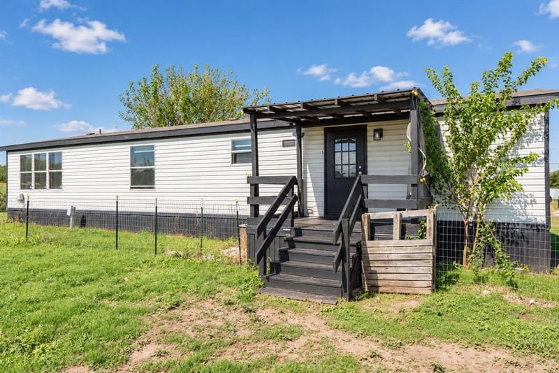 134 Valley Meadows Drive, Springtown TX 76082 - Photo 29