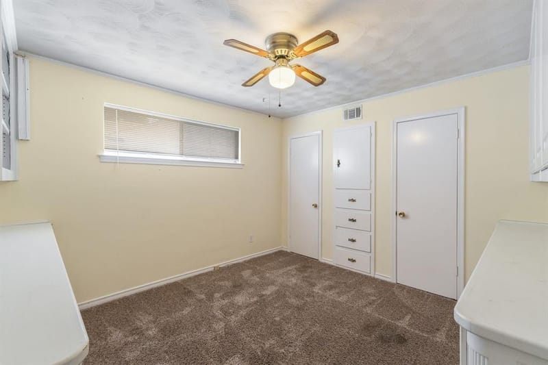 2334 Rockyglen Drive, Dallas TX 75228 - Photo 11