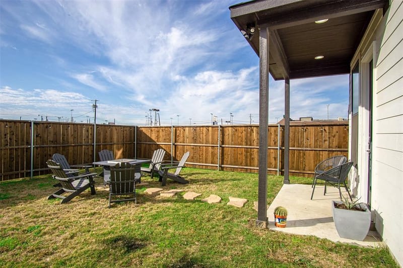 2050 Bickers Street, Dallas TX 75212 - Photo 15