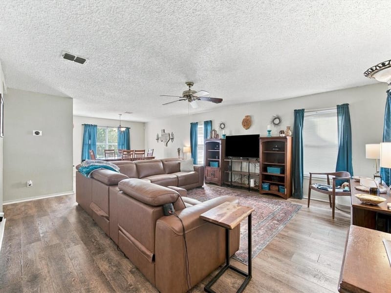 3152 Longbow Drive, Grand Prairie TX 75052 - Photo 6