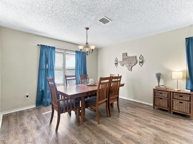 3152 Longbow Drive, Grand Prairie TX 75052 - Photo 8