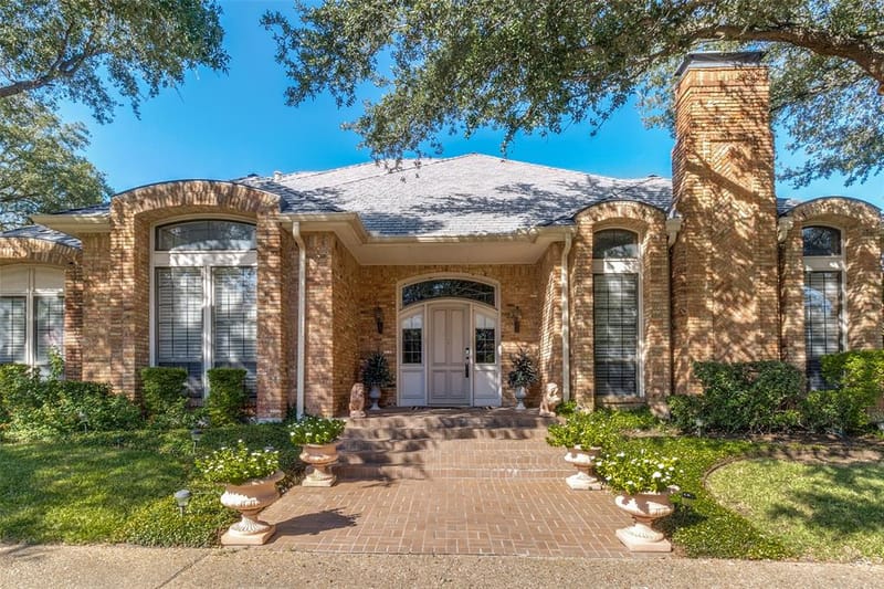 6215 Raintree Court, Dallas TX 75254 - Photo 3