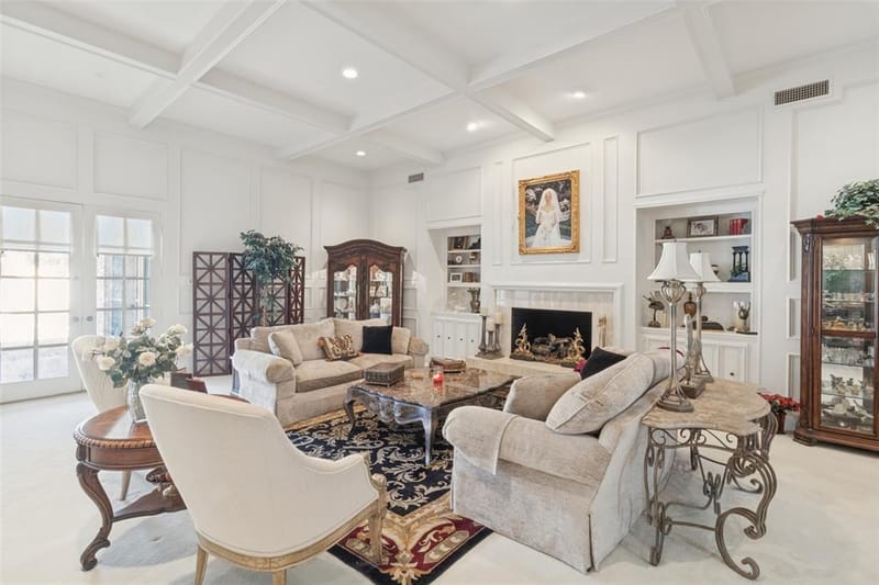 6215 Raintree Court, Dallas TX 75254 - Photo 9
