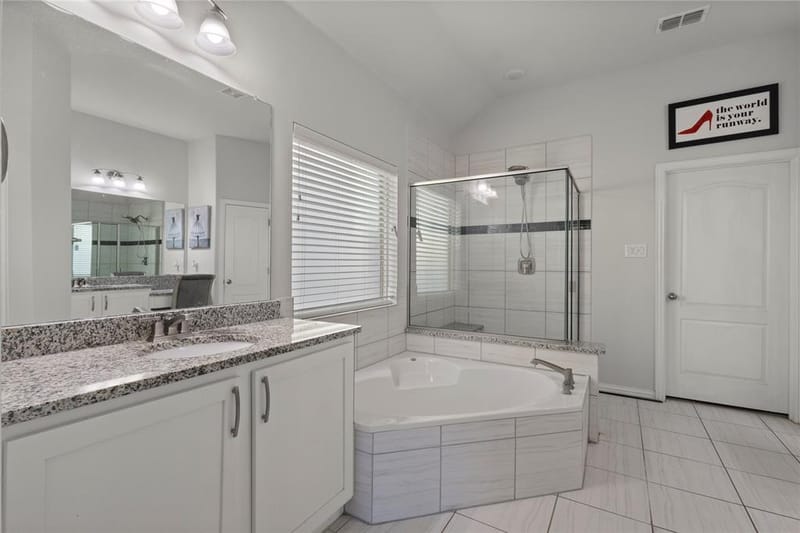 556 White Bud Lane, Fort Worth TX 76131 - Photo 17