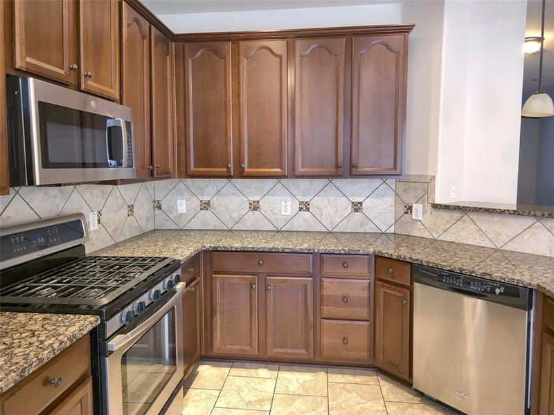 1504 Fox Run Drive, Irving TX 75063 - Photo 23