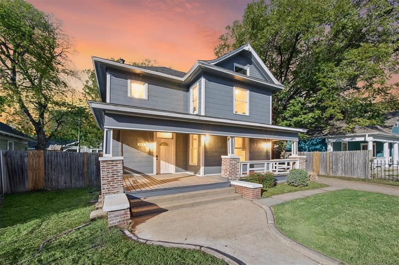 814 W Richmond Avenue, Fort Worth TX 76110