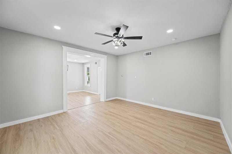 814 W Richmond Avenue, Fort Worth TX 76110 - Photo 11
