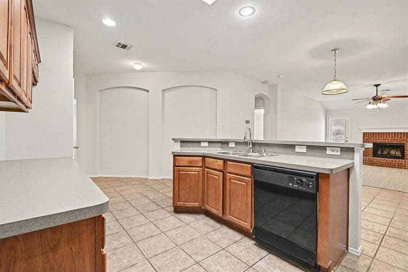 705 Fox Hunt Trail, Fort Worth TX 76179 - Photo 11