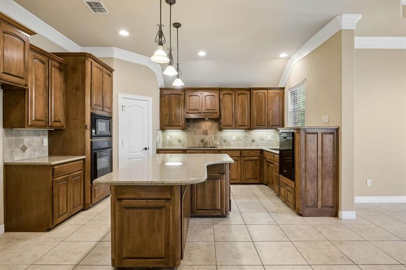 1227 Saddle Trail, Willow Park TX 76087 - Photo 7