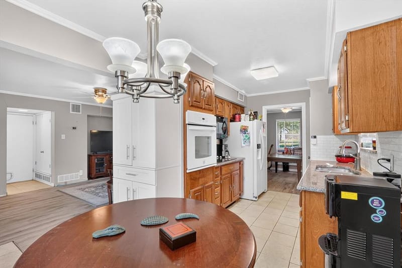 1907 Deep Valley Drive, Richardson TX 75080 - Photo 7