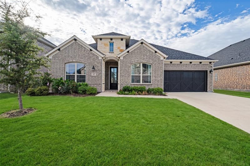 1625 Estivella Drive, Little Elm TX 75068 - Photo 2
