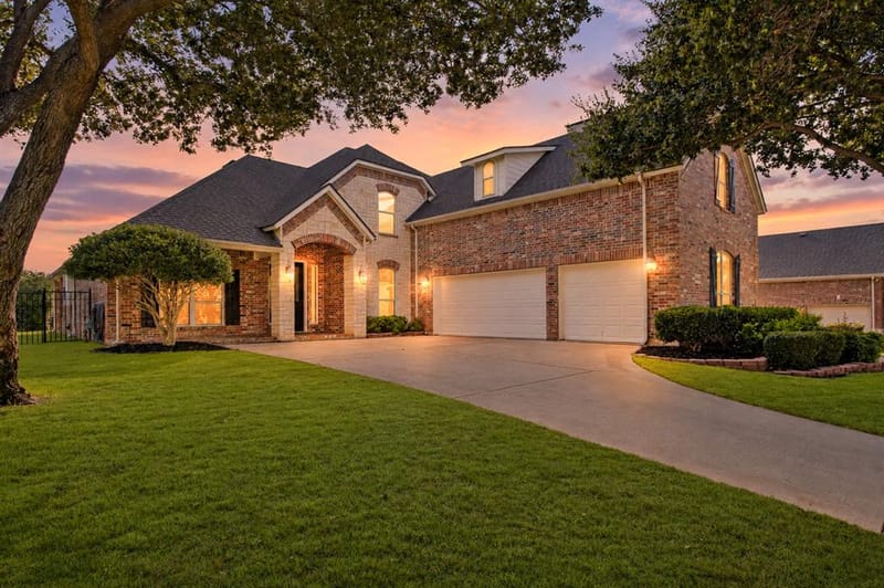 4605 Foxglove Court, Flower Mound TX 75022 - Photo 2