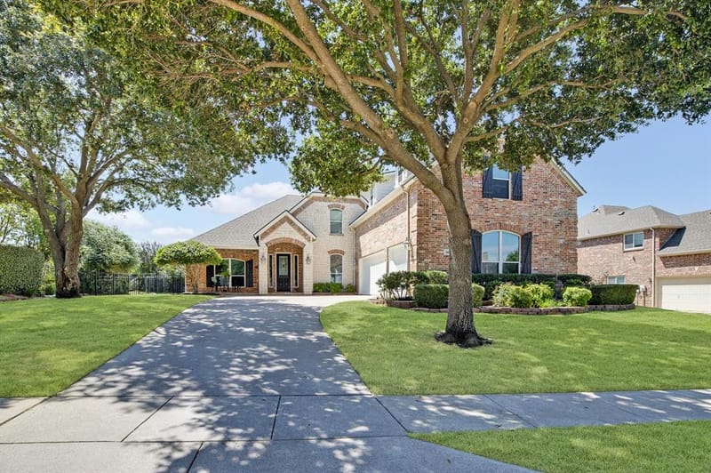 4605 Foxglove Court, Flower Mound TX 75022 - Photo 3