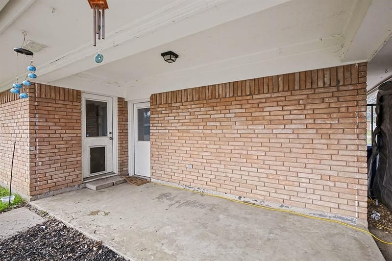 1603 Miller Court, Pantego TX 76013 - Photo 6