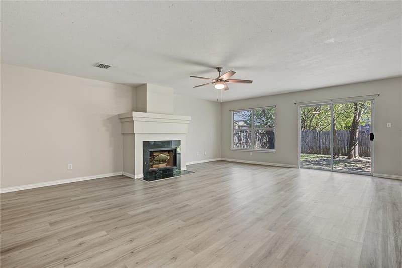 3152 Pine Valley Drive, Grand Prairie TX 75052 - Photo 13