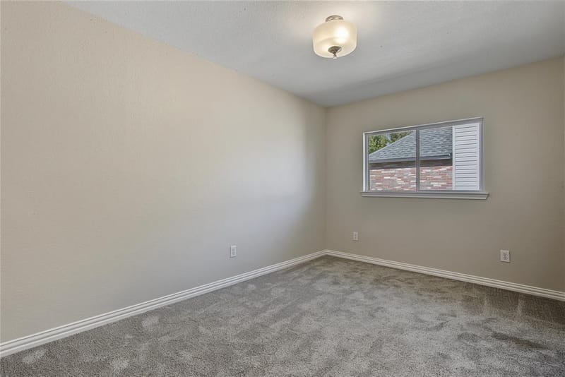 3152 Pine Valley Drive, Grand Prairie TX 75052 - Photo 35