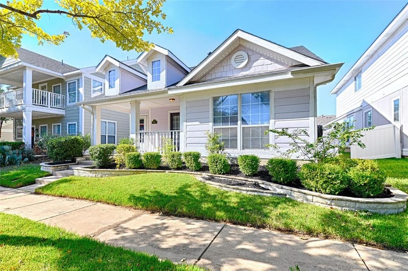 1417 Live Oak Lane, Savannah TX 76227