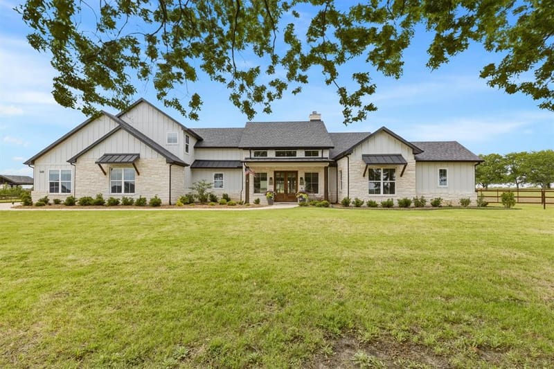 1406 Kara Trail, Van Alstyne TX 75495