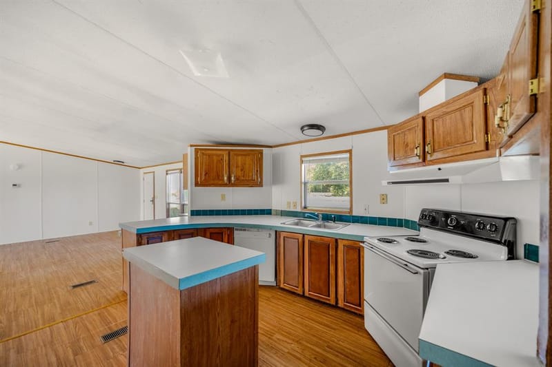 300 Green Branch Road, Weatherford TX 76085 - Photo 6