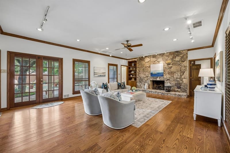 9624 Greensprint Drive, Dallas TX 75238 - Photo 4