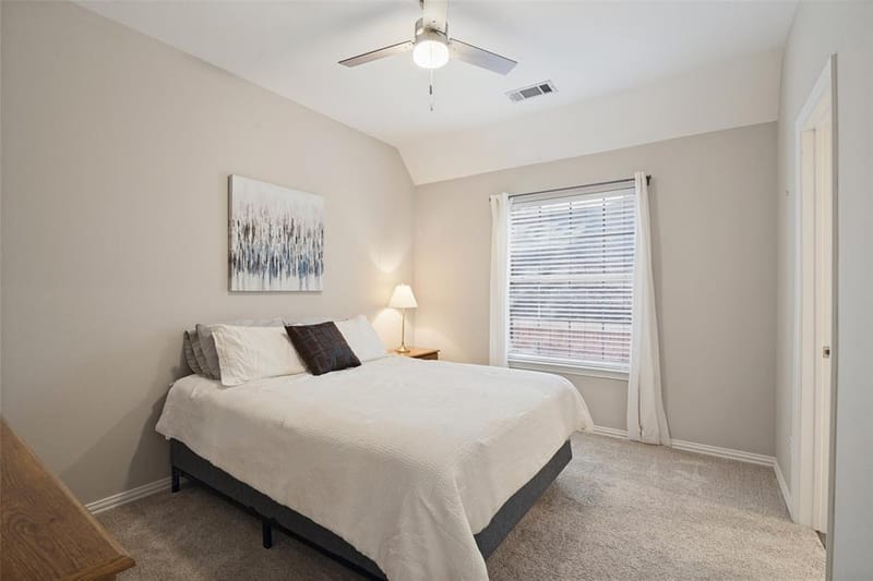 909 Palm Desert Drive, Garland TX 75044 - Photo 23
