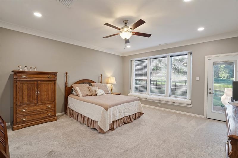909 Palm Desert Drive, Garland TX 75044 - Photo 16