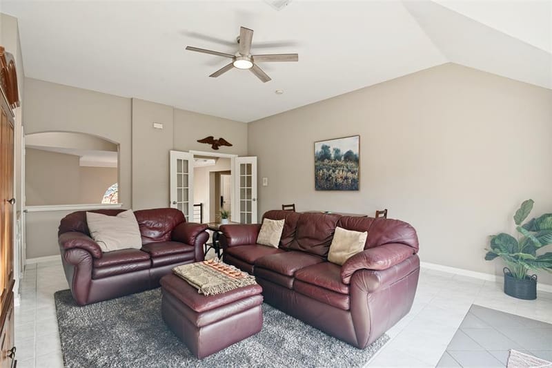909 Palm Desert Drive, Garland TX 75044 - Photo 22