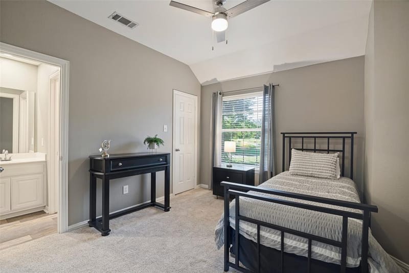 909 Palm Desert Drive, Garland TX 75044 - Photo 25