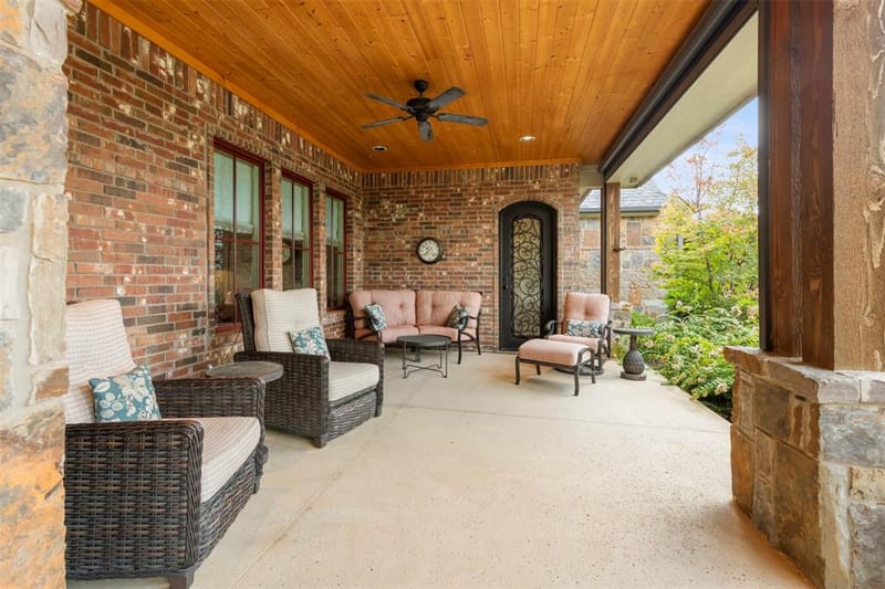 200 Regency Court, Denton TX 76210 - Photo 4