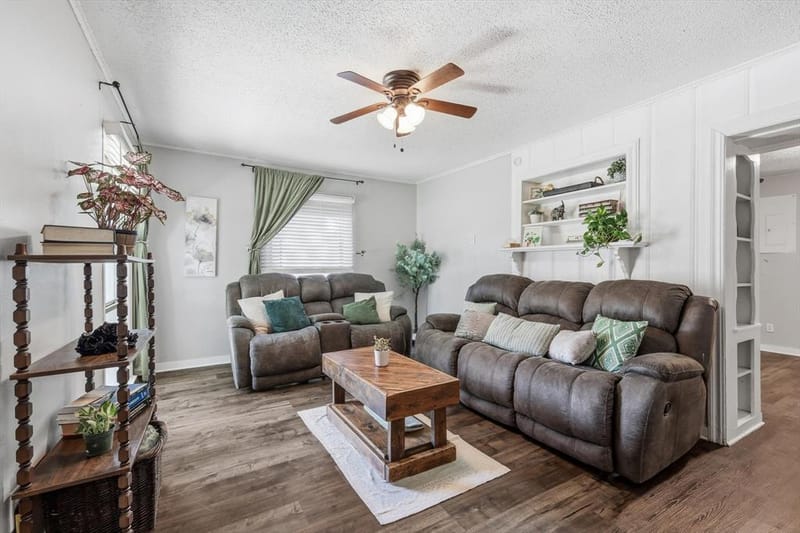 3601 Primrose Avenue, Fort Worth TX 76111 - Photo 12