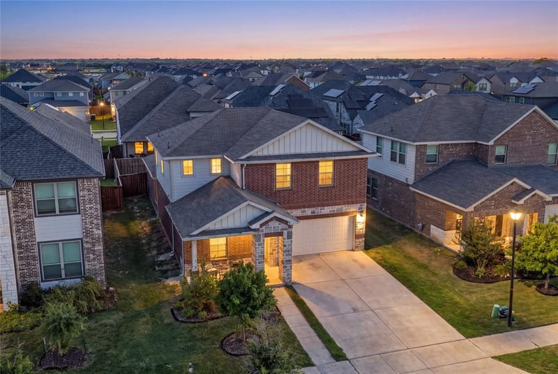 1323 Black Canyon Avenue, Royse City TX 75189