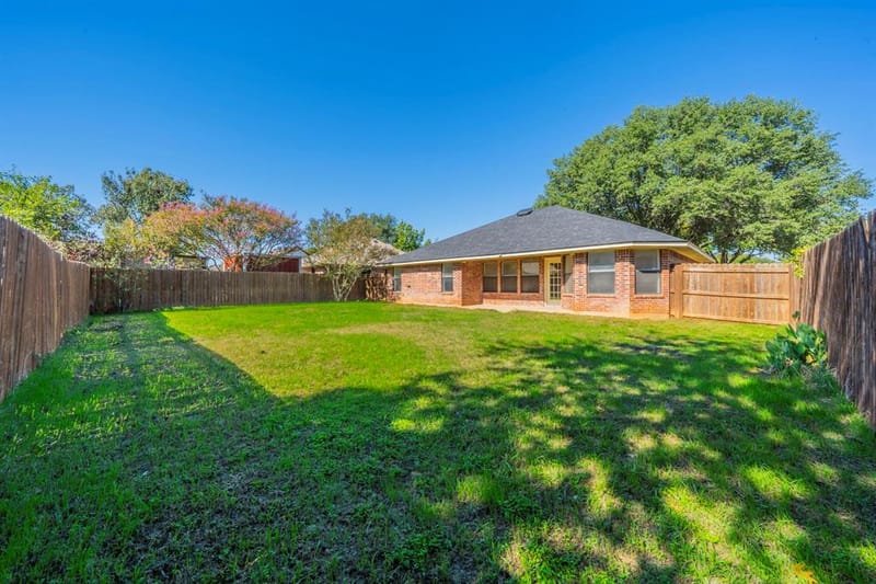 1507 Sunflower Lane, Granbury TX 76048 - Photo 25