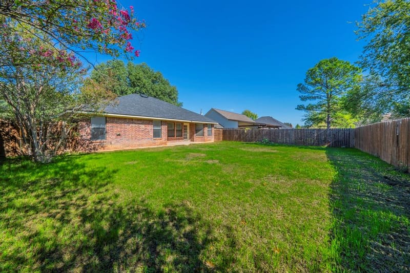 1507 Sunflower Lane, Granbury TX 76048 - Photo 27