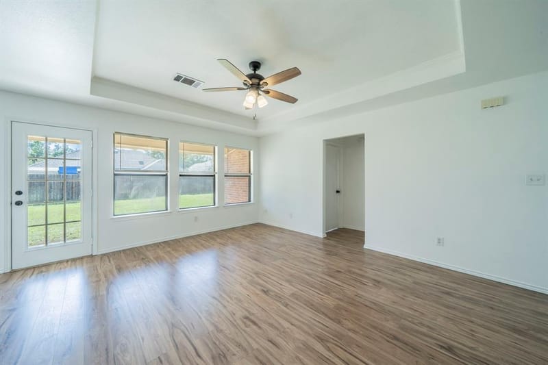 1507 Sunflower Lane, Granbury TX 76048 - Photo 9